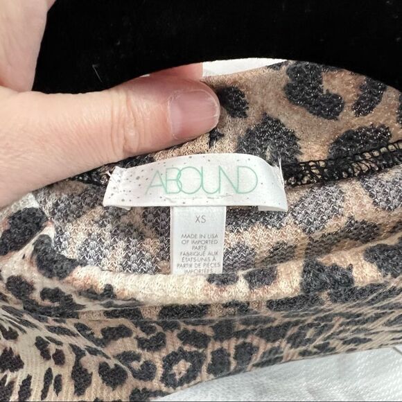 Abound Cheetah Animal Print Long Sleeve Body Suit Sz XS - Picture 8 of 10